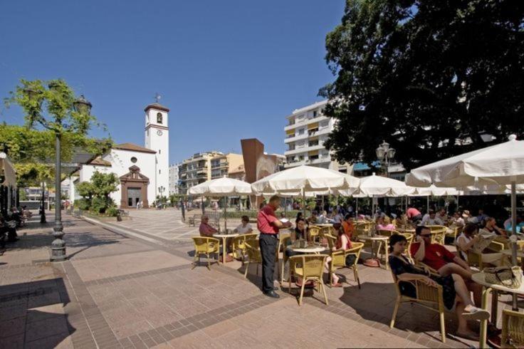 Fully Renovated Apartment In The Heart Of Fuengirola, 2 Min Walk To The Beach المظهر الخارجي الصورة