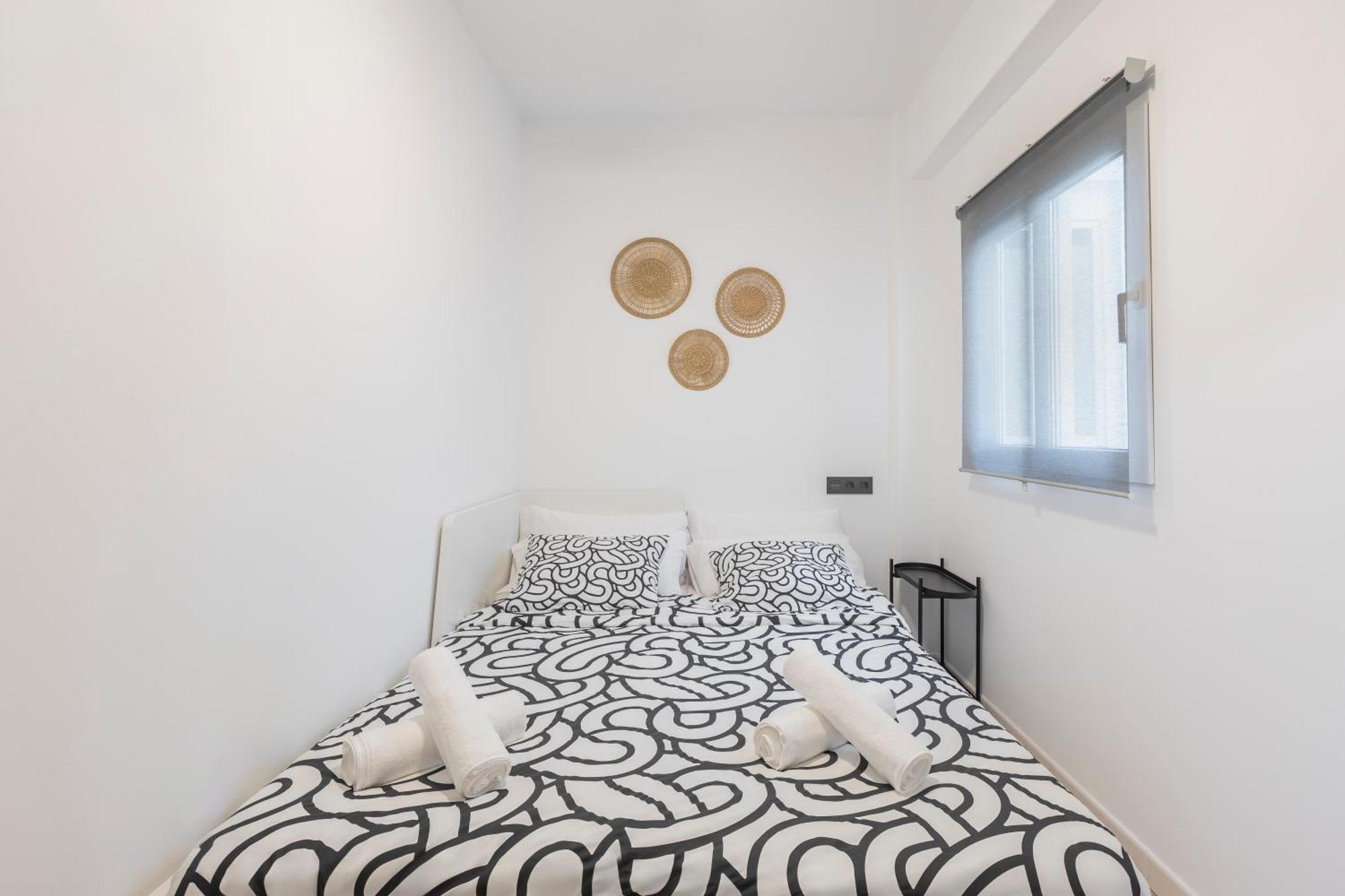 Fully Renovated Apartment In The Heart Of Fuengirola, 2 Min Walk To The Beach المظهر الخارجي الصورة